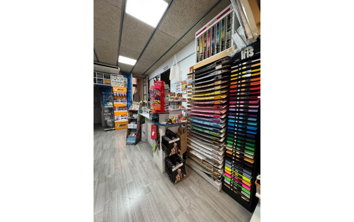 Traspaso - Tiendas -
L'Hospitalet de Llobregat - Collblanc