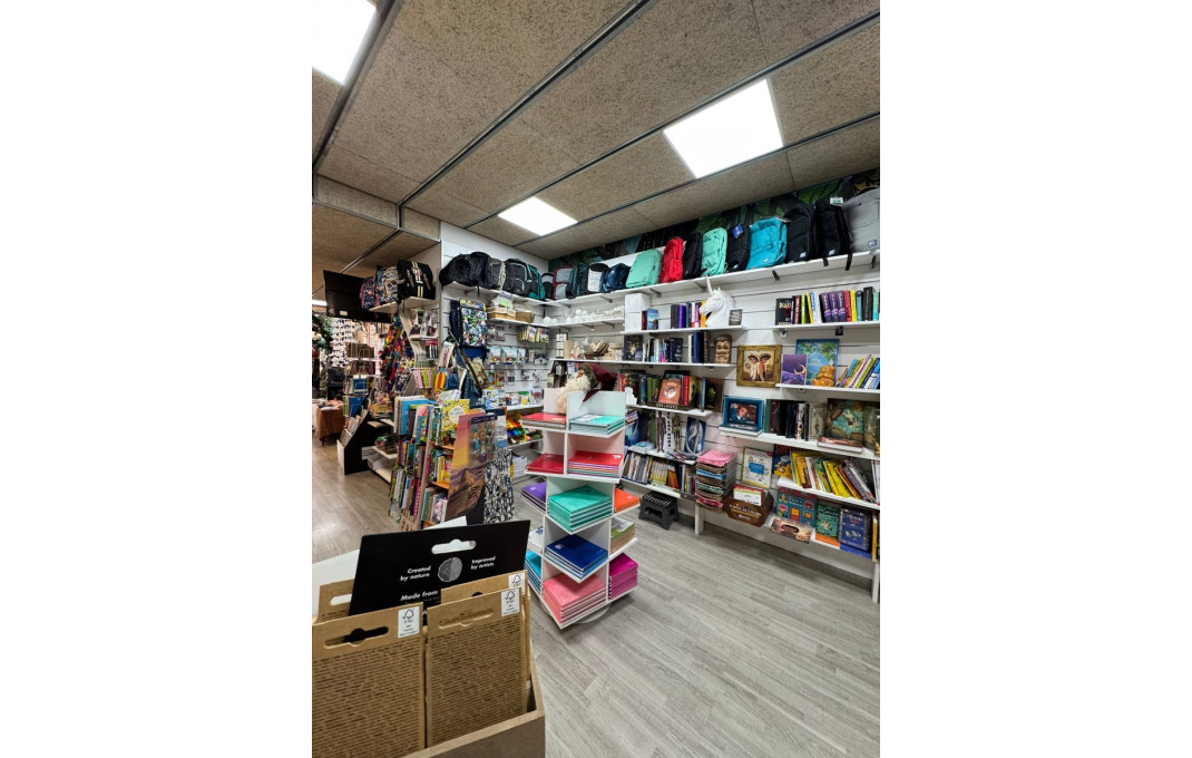Traspaso - Tiendas -
L'Hospitalet de Llobregat - Collblanc