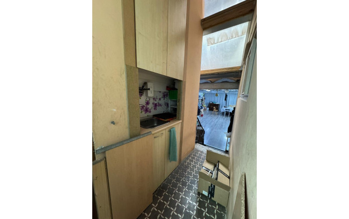 Traspaso - Tiendas -
L'Hospitalet de Llobregat - Collblanc
