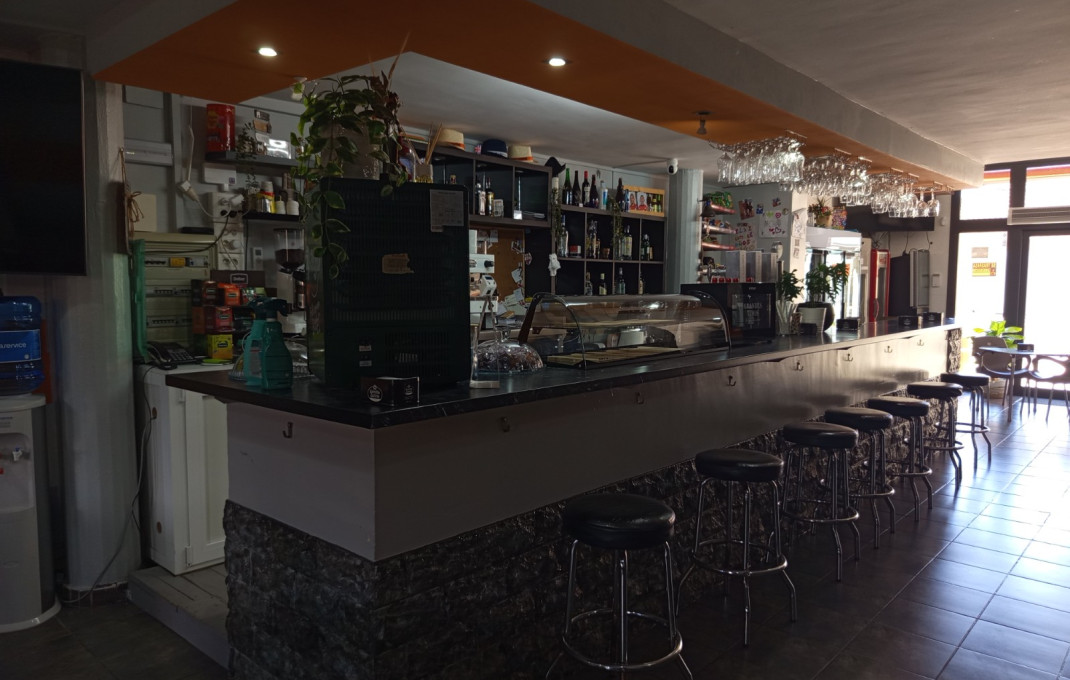 Transfer - Bar Restaurante -
Mont-Roig del Camp - Platja de Miami