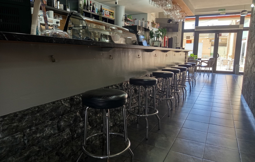 Transfer - Bar Restaurante -
Mont-Roig del Camp - Platja de Miami