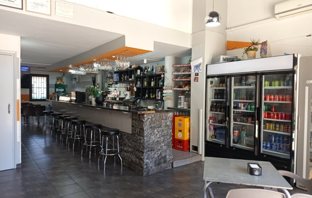 Transfer - Bar Restaurante -
Mont-Roig del Camp - Platja de Miami