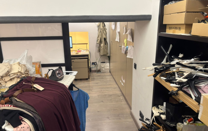 Venta - Local comercial -
Barcelona - Les corts