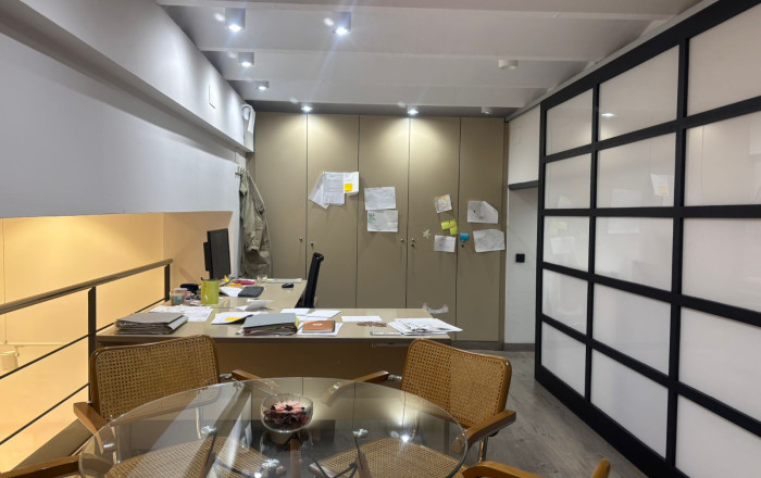 Venta - Local comercial -
Barcelona - Les corts