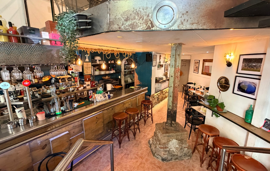 Traspaso - Bar Restaurante -
Barcelona - Eixample