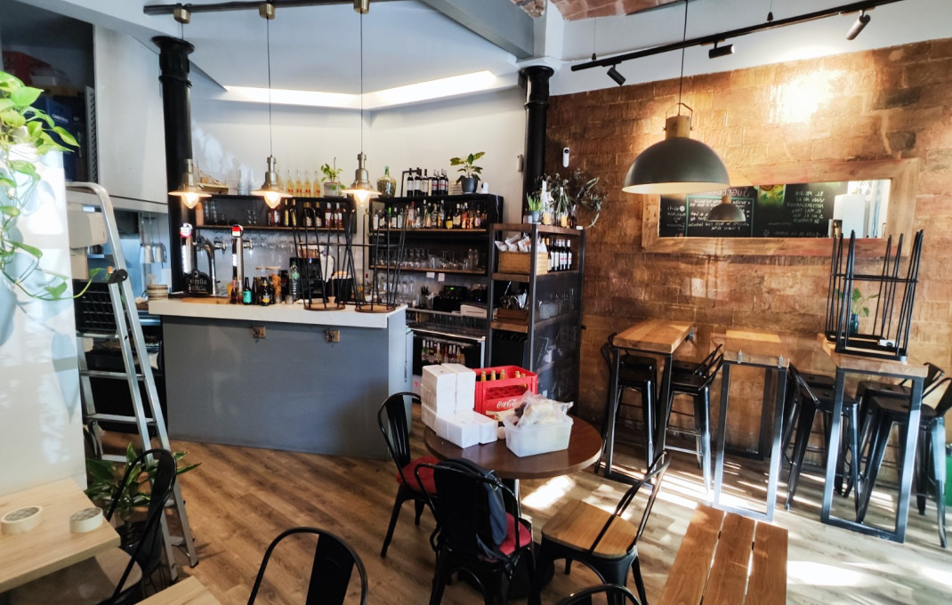 Traspaso - Bar Restaurante -
Barcelona - Eixample Derecho