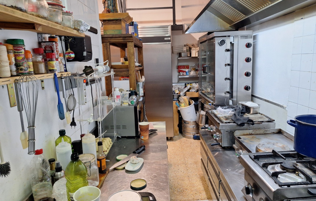 Traspaso - Bar Restaurante -
Barcelona - Les corts