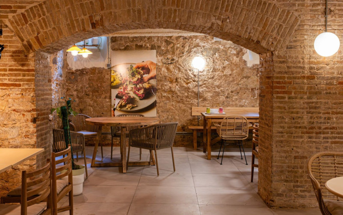 Traspaso - Bar Restaurante -
Barcelona - Eixample Derecho