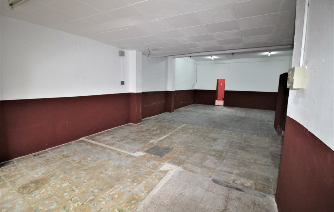 Alquiler - Local comercial -
Mataró - Via Europa - Parque Central