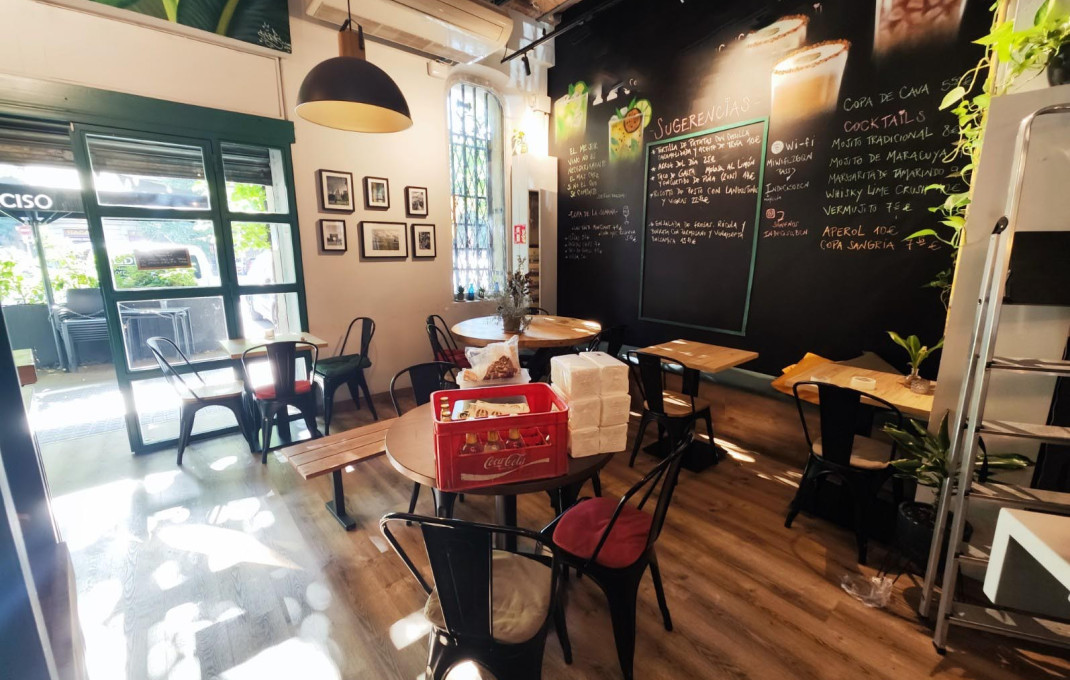 Traspaso - Bar Restaurante -
Barcelona - Eixample Derecho
