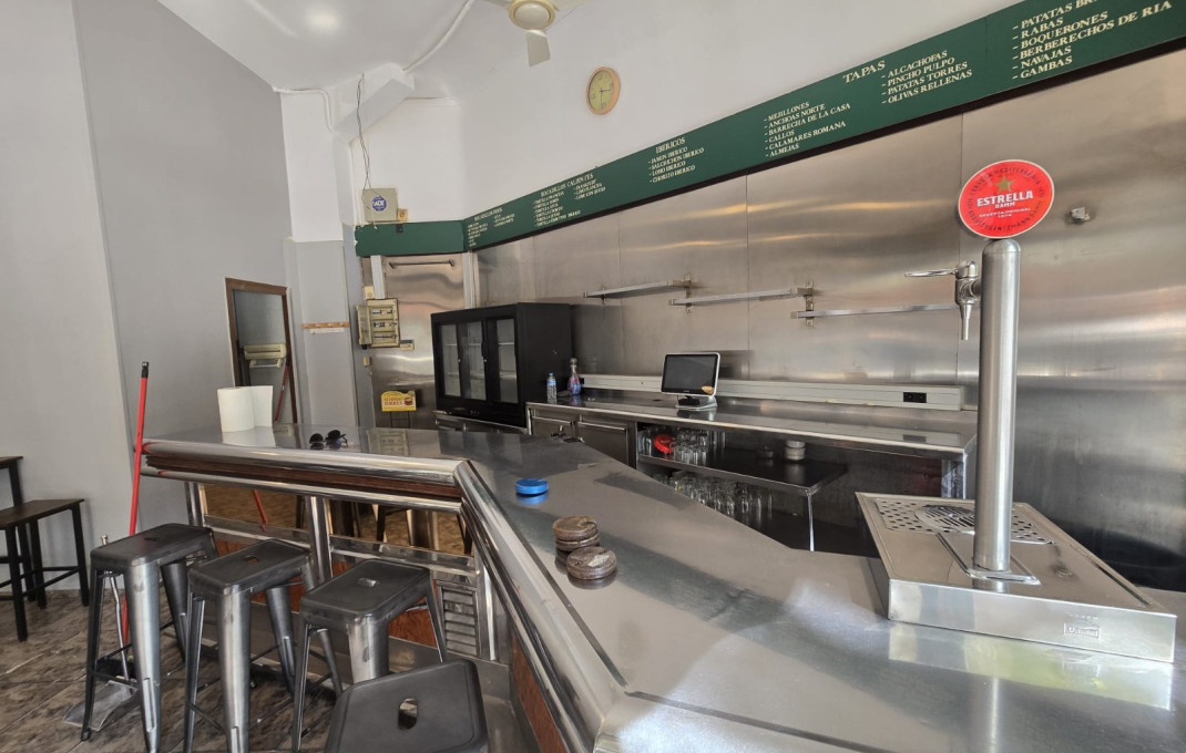 Traspaso - Licencia C2 -
Barcelona - Poblenou