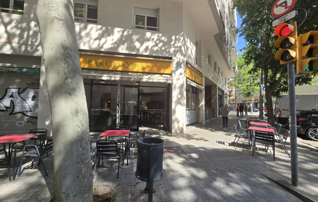Traspaso - Licencia C2 -
Barcelona - Poblenou