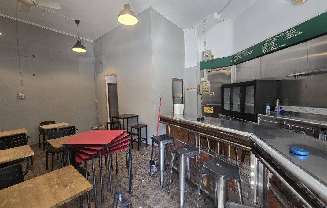 Traspaso - Licencia C2 -
Barcelona - Poblenou
