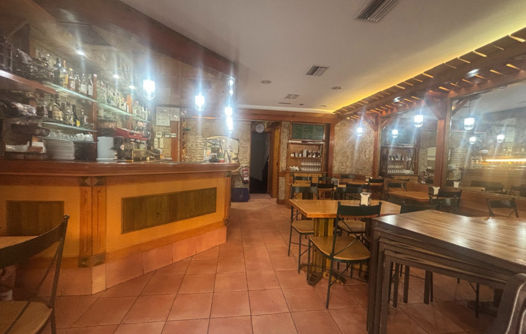 Traspaso - Bar Restaurante -
Barcelona - Zona Franca