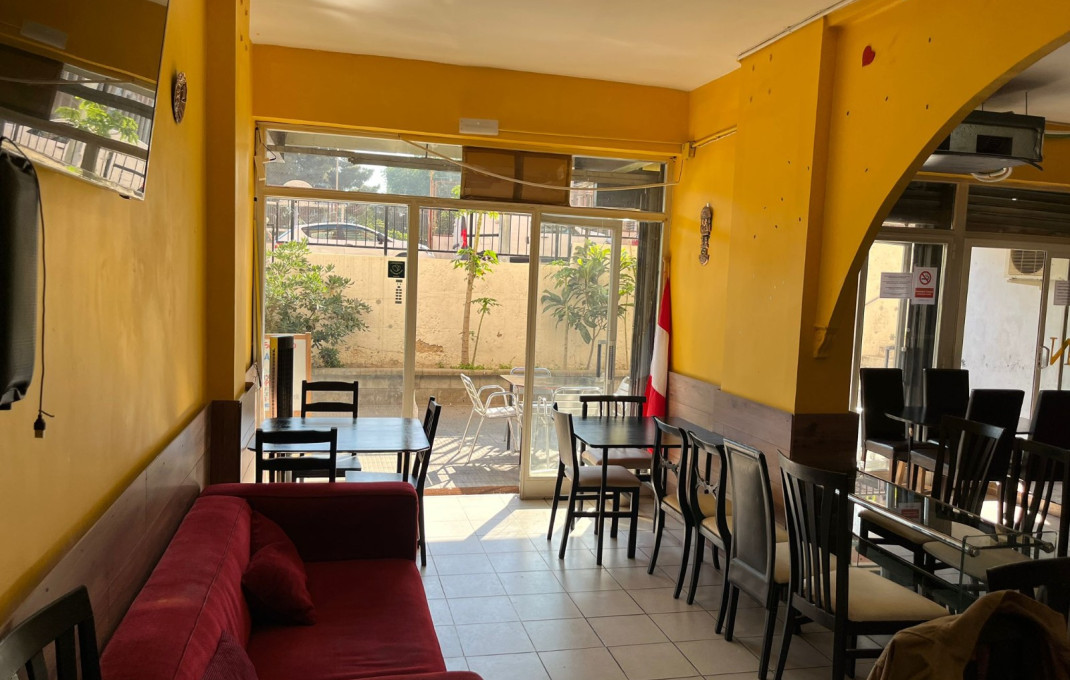 Traspaso - Licencia C2 -
Barcelona - Nou Barris