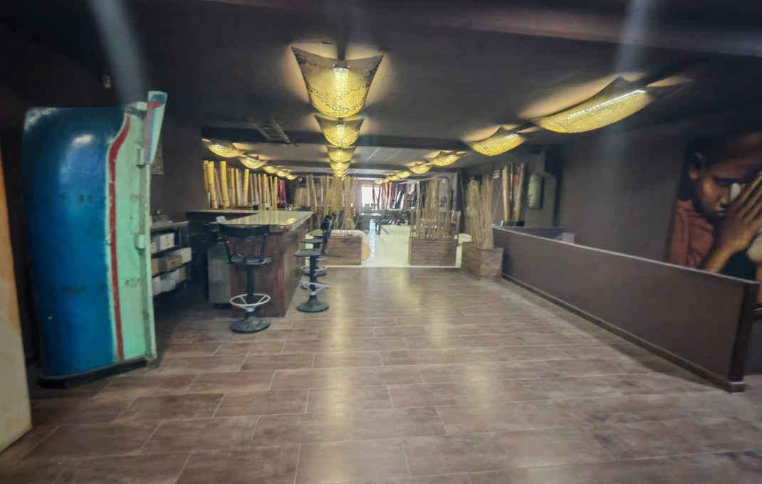 Venta - Bar Restaurante -
Canovelles