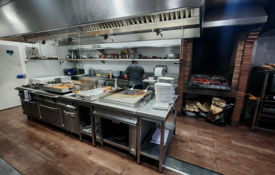 Venta - Bar Restaurante -
Canovelles