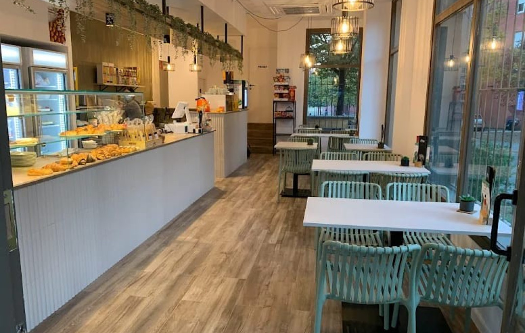 Traspaso - Bar-Cafeteria -
Vic