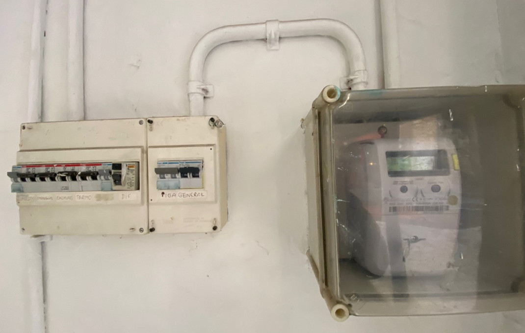 Revente - Local comercial -
Barcelona - Ciutat Vella