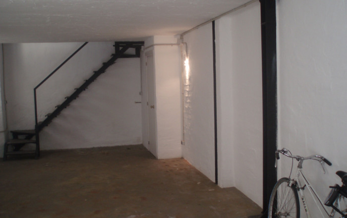 Revente - Local comercial -
Barcelona - Ciutat Vella