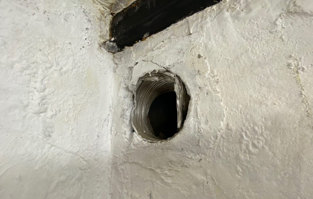 Revente - Local comercial -
Barcelona - Ciutat Vella