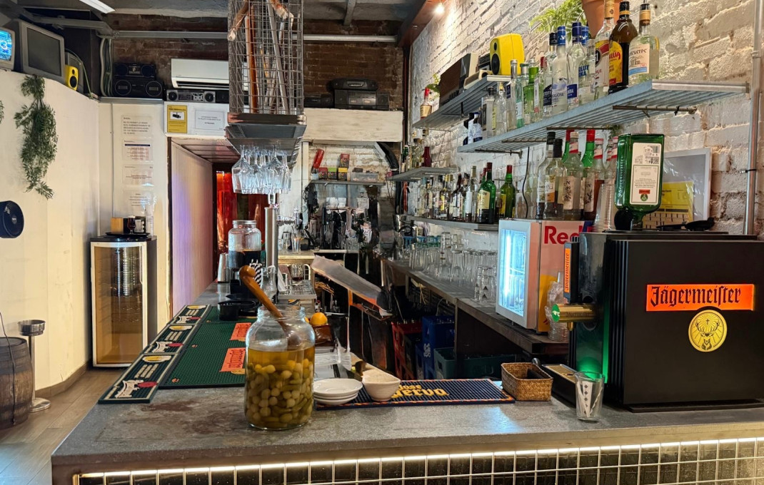 Transfert - Restaurant -
Barcelona - Ciutat Vella