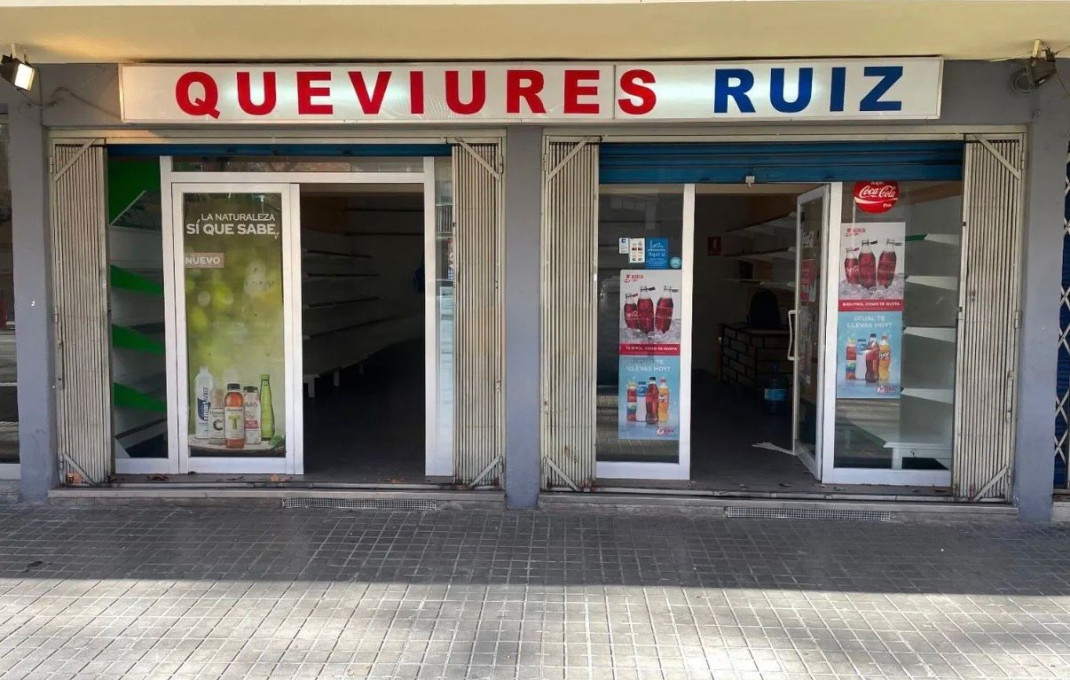 Location longue durée - Supermarché -
Barcelona - La Marina De Port