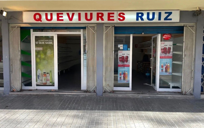 Location longue durée - Supermarché -
Barcelona - La Marina De Port