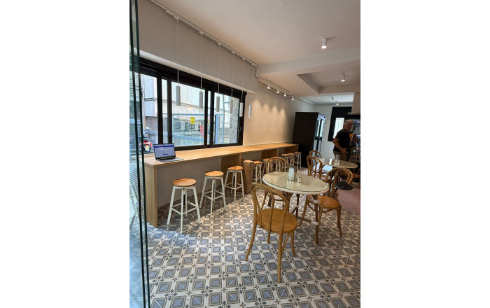 Transfert - Bar-Cafeteria -
Barcelona - Sant Gervaci
