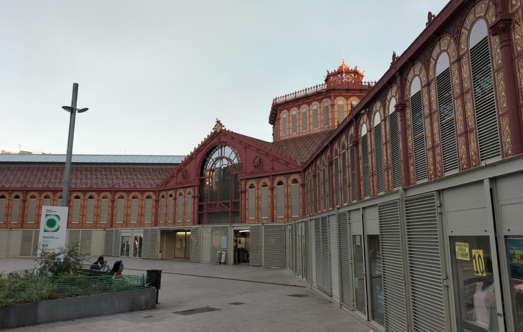 Transfert - Restaurant -
Barcelona - Sant Antoni