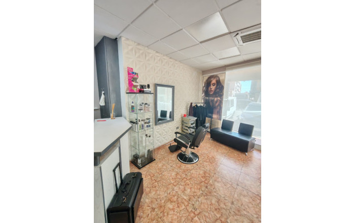 Transfer - Peluquerias y Estetica -
Sabadell