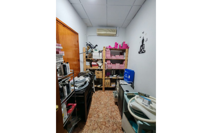 Transfer - Peluquerias y Estetica -
Sabadell