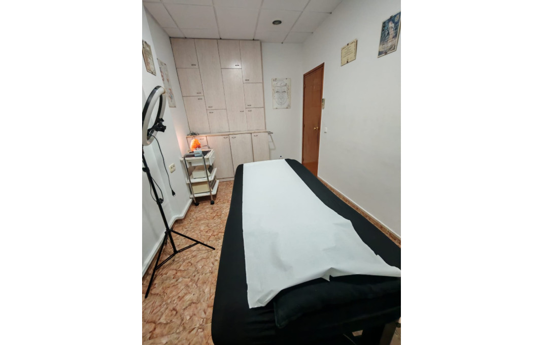 Transfer - Peluquerias y Estetica -
Sabadell