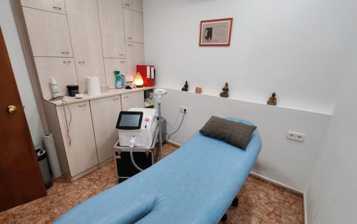Transfer - Peluquerias y Estetica -
Sabadell