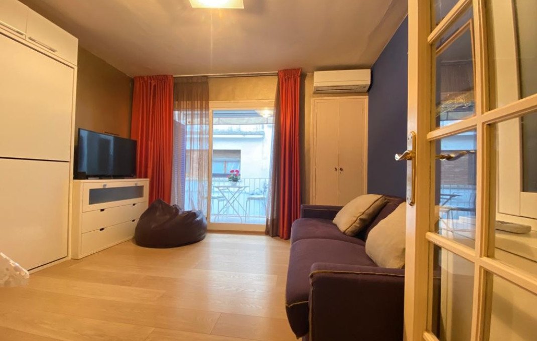 Sale - Piso -
Sitges