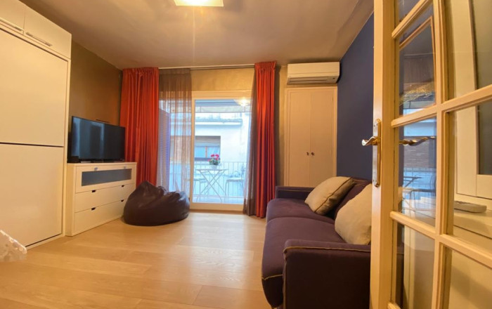 Sale - Piso -
Sitges