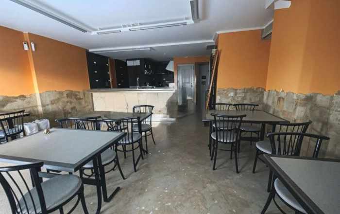Rental - Licencia C2 -
Barcelona - Nou Barris