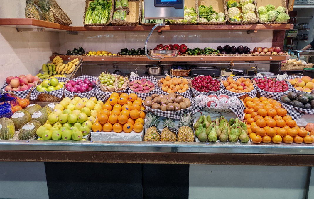 Traspaso - Frutería -
Sabadell