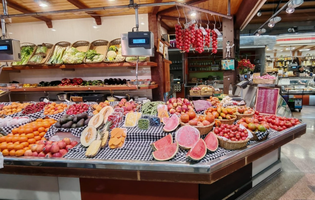 Traspaso - Frutería -
Sabadell