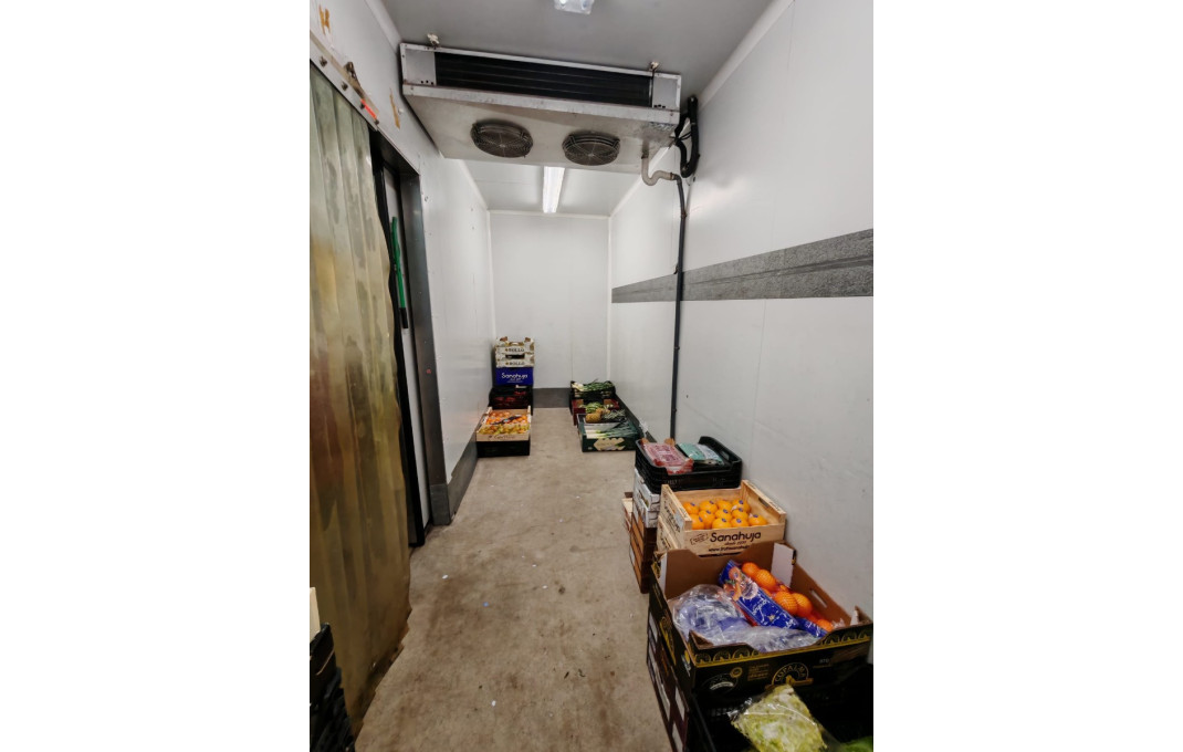 Traspaso - Frutería -
Sabadell