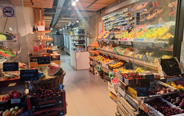 Transfert - magasin d'alimentation -
Barcelona - Sarria-Sant Gervasi