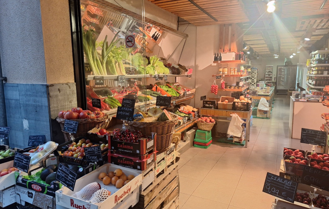 Transfert - magasin d'alimentation -
Barcelona - Sarria-Sant Gervasi