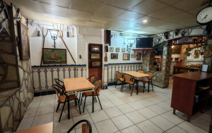 Venta - Bar Restaurante -
Lli&ccedil;&agrave; d'Amunt