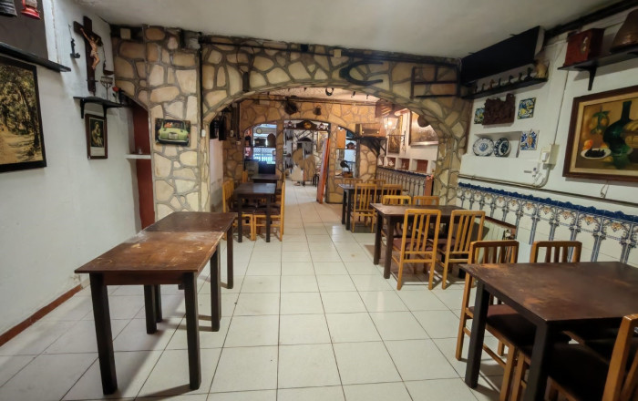 Venta - Bar Restaurante -
Lli&ccedil;&agrave; d'Amunt