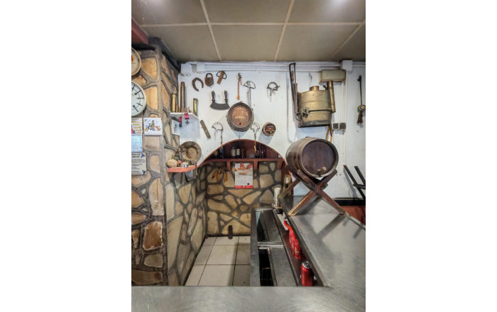 Venta - Bar Restaurante -
Lli&ccedil;&agrave; d'Amunt