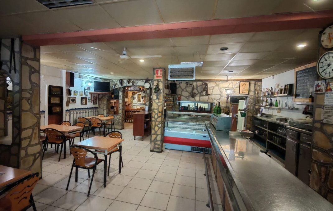 Venta - Bar Restaurante -
Lli&ccedil;&agrave; d'Amunt