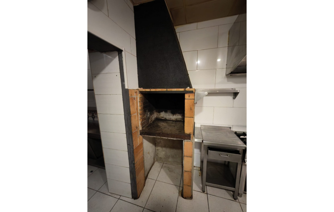 Venta - Bar Restaurante -
Lli&ccedil;&agrave; d'Amunt