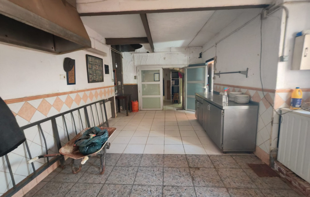 Venta - Bar Restaurante -
Lli&ccedil;&agrave; d'Amunt