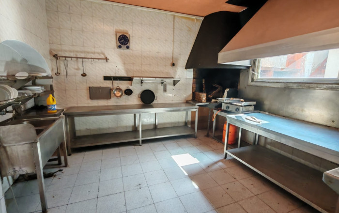 Venta - Bar Restaurante -
Lli&ccedil;&agrave; d'Amunt