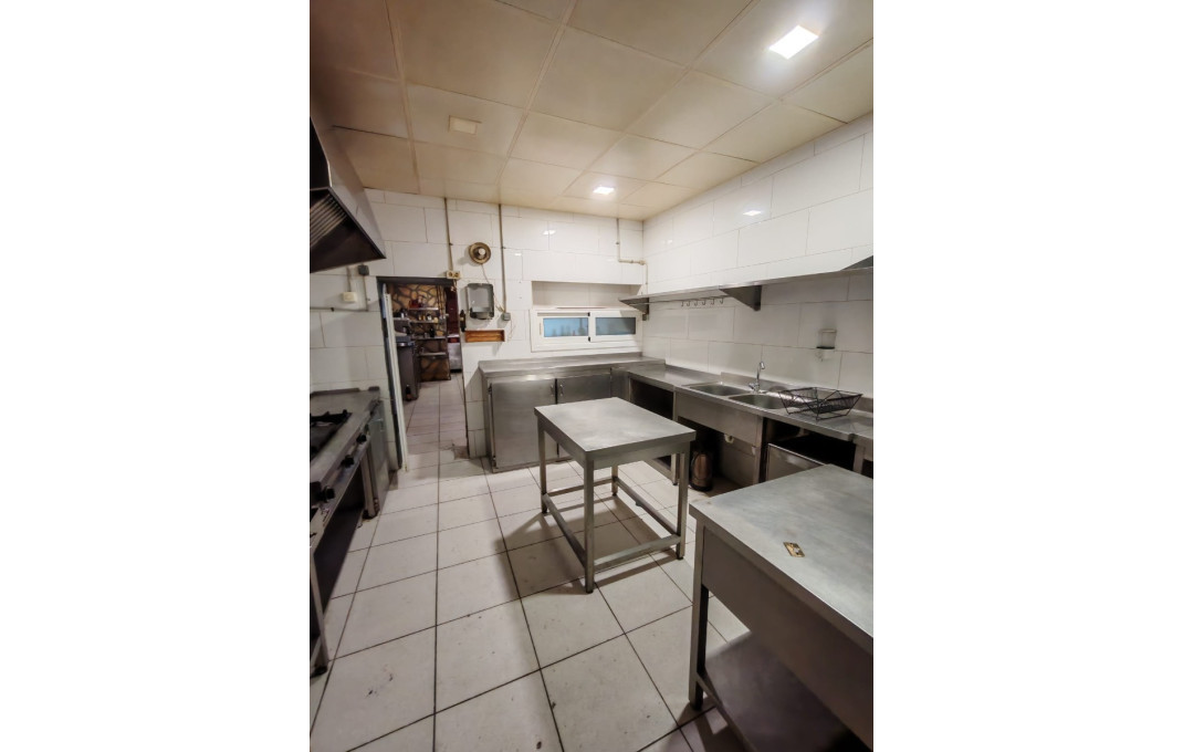 Venta - Bar Restaurante -
Lli&ccedil;&agrave; d'Amunt